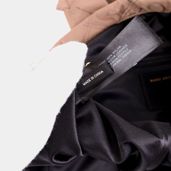 NWT Marc Jacobs Quilted Knot LARGE Tote in French Grey - Picture 11 of 12